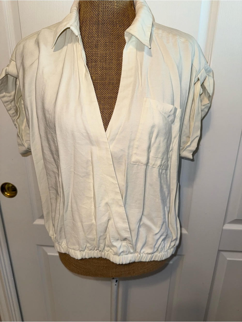 Brochu Walker Cream V-Neck Short Sleeve Blouse with Pocket